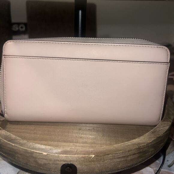 Kate Spade Continental Zip Card Wallet Clutch Beige Leather Gold Zip 8 in. - Picture 3 of 4